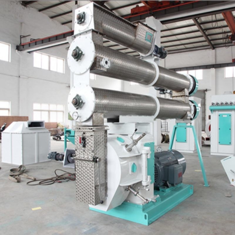 2-4 T/H Ring Die Feed Pellet Mill With Single Conditioner Animal Feed Pellet Making पशुओं के लिए फ़ीड पेलेट बनाने वाली एकल कंडीशनर वाली रिंग डाई फ़ीड पेलेट मिल