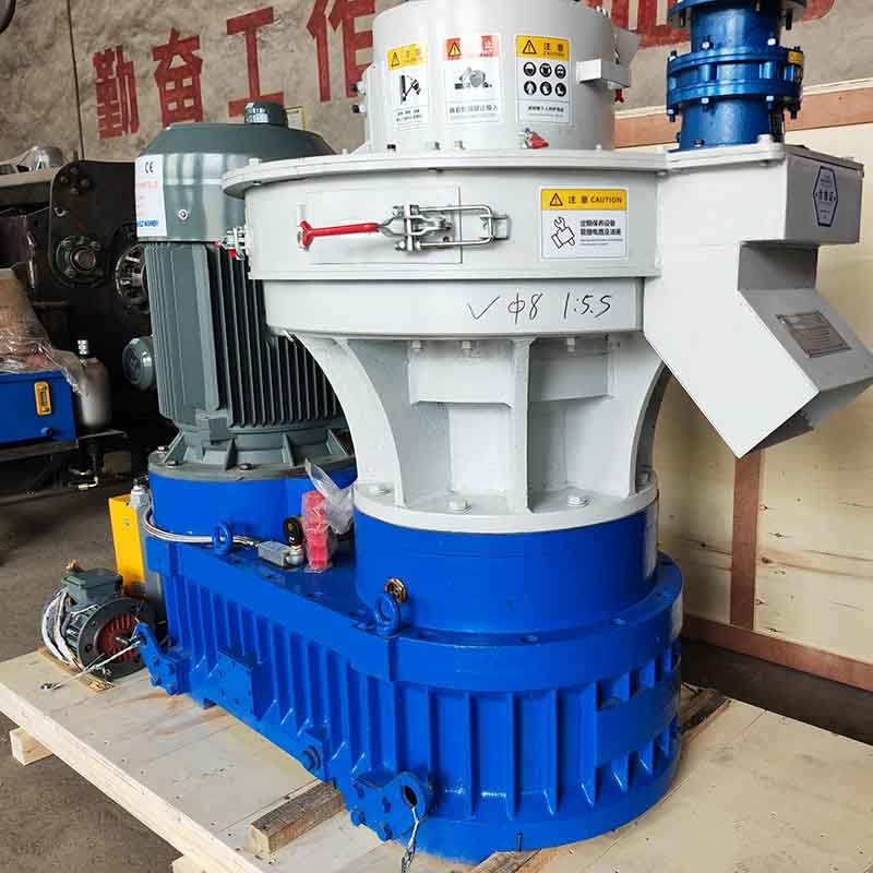 800 KG/H क्षमता लकड़ी के गोली प्रेस मशीन बायोमास गोली निर्माता के लिए लकड़ी के गोली मिल