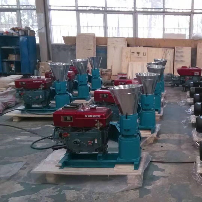 300-400 KG/H पालतू भोजन गोली मशीन उच्च उत्पादकता के साथ डीजल प्रकार गोली मिल मशीन