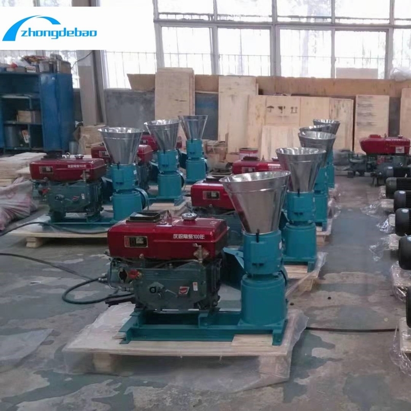 डीजल इंजन शक्ति प्रकार 10HP पशु फ़ीड गोली प्रसंस्करण मशीन 90-120kg/h उत्पादन फ़ीड गोली बनाने की मशीन