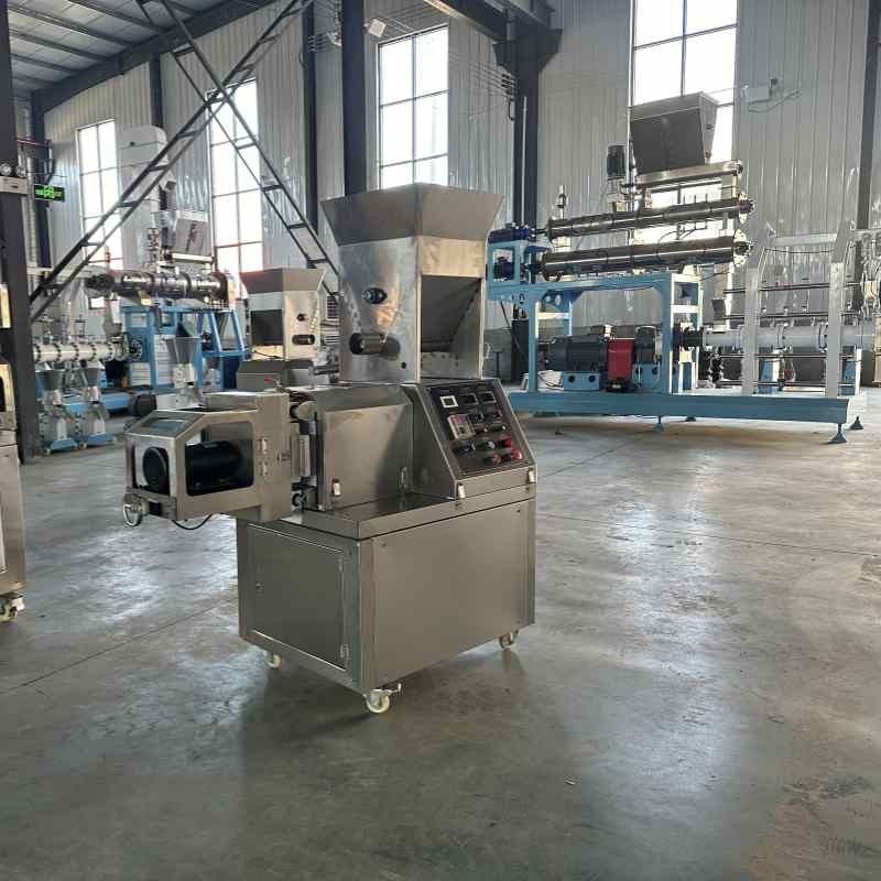 बिल्ली और कुत्ते के लिए भोजन extruder खाद्य उत्पादन मशीन मकई puffed नाश्ता भोजन