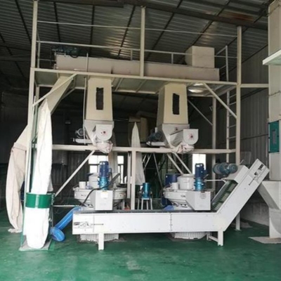 118KW 2000kg/h बायोमास पेलेट उत्पादन लाइन लकड़ी उत्पादन